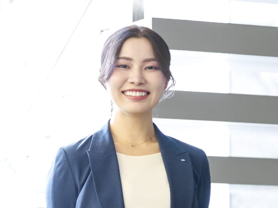 女性の写真
